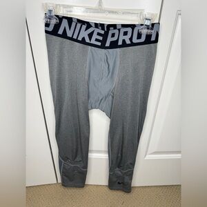 Nike Pro Gray 3/4 Compression Tights Basketball (Men’s Size Small)